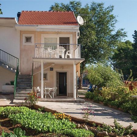 Apartment Raslina Lxvi Kültér fotó