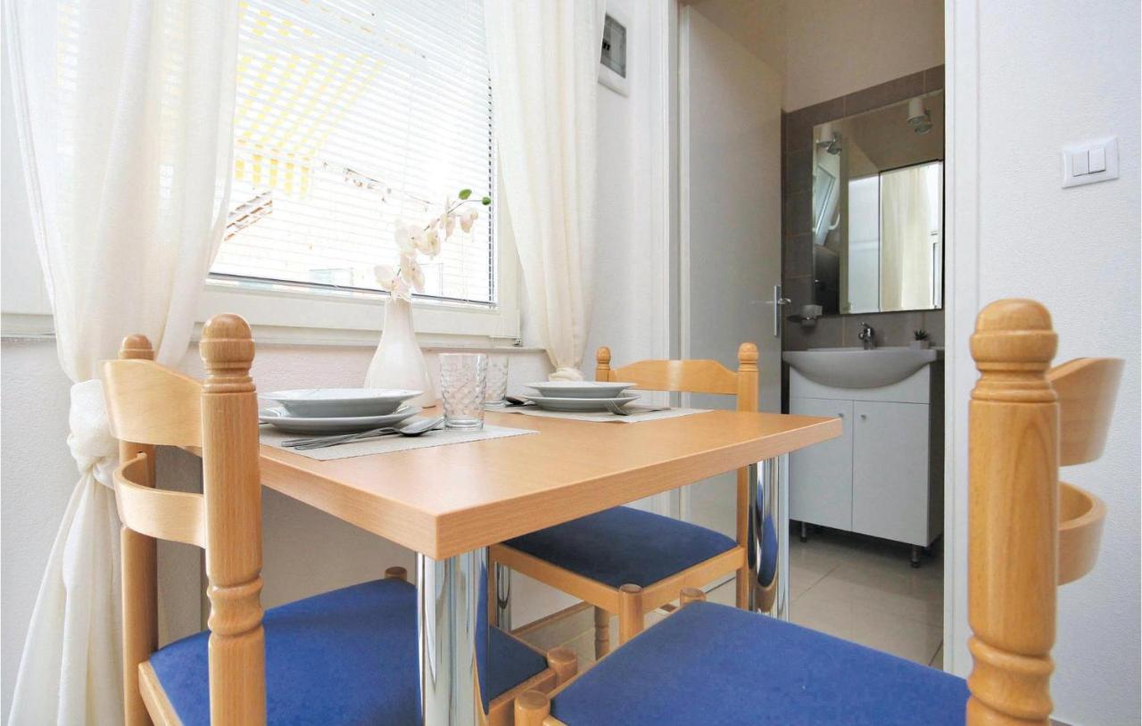 Apartment Raslina Lxvi Kültér fotó