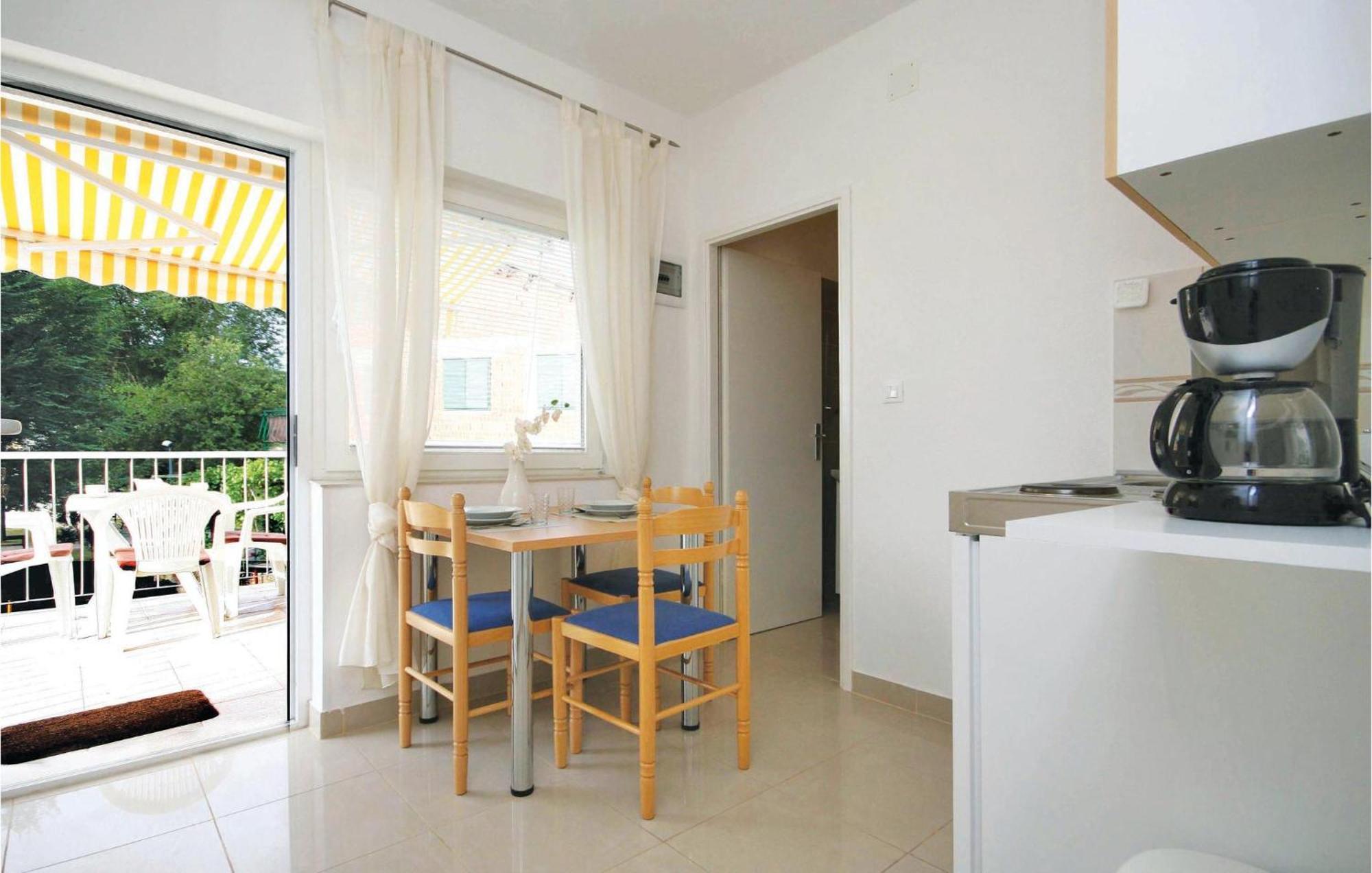 Apartment Raslina Lxvi Kültér fotó